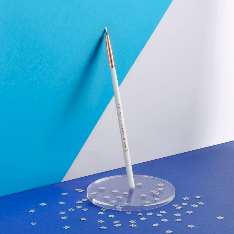 Pigment Play - Precision Liner Brush