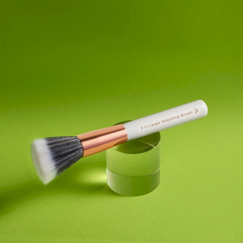 Pigment Play - Large Stippling Brush