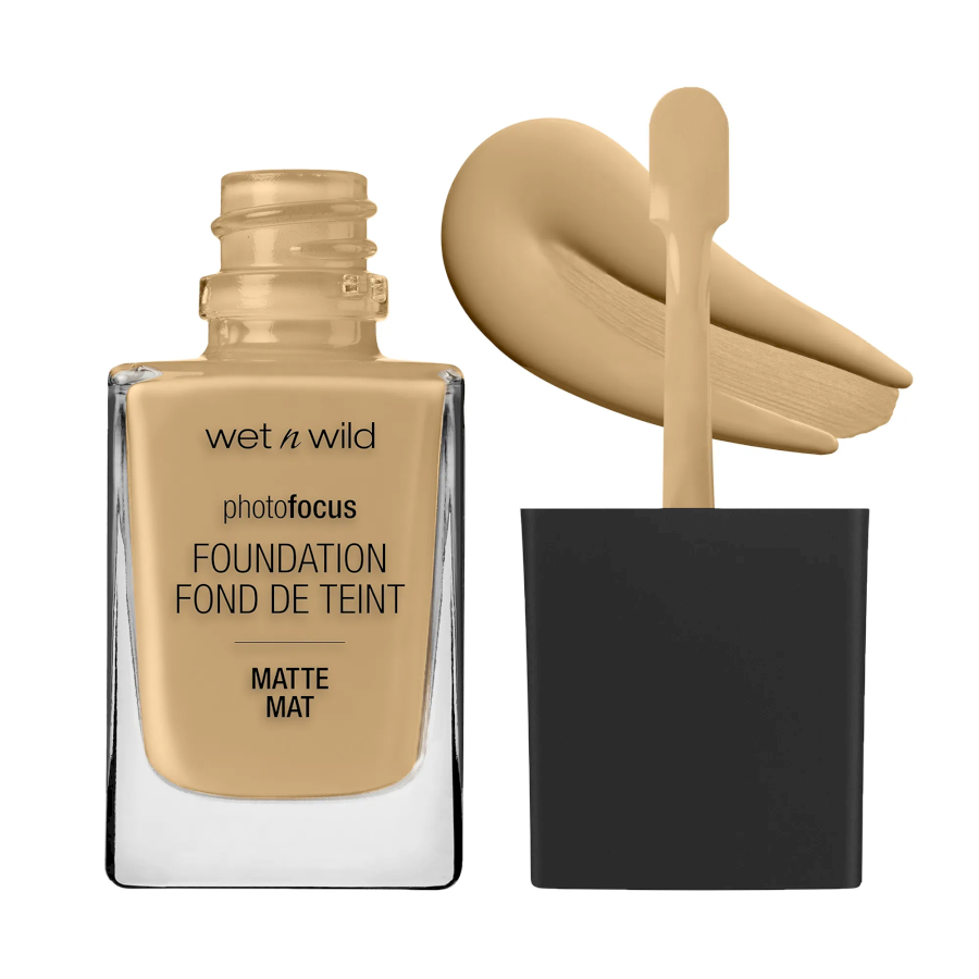 Wet n Wild - Photo Focus Foundation- MATTE - GOLDEN BEIGE