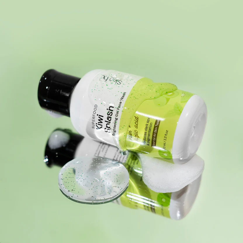 SKIN FX - Superfood Kiwi Splash Brightening Gel Facewash