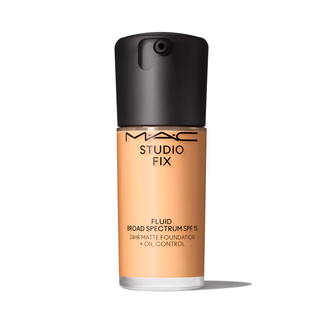 M.A.C - NC20 - Studio Fix Fluid SPF 15 - Soft Matte Foundation With Hyaluronic Acid