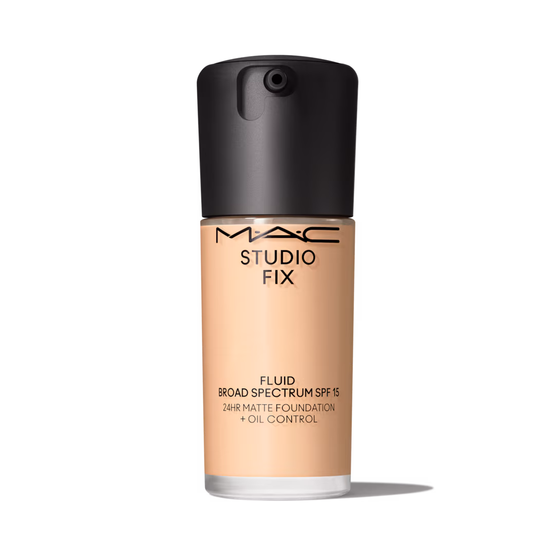 M.A.C - NC16 - Studio Fix Fluid SPF 15 - Soft Matte Foundation With Hyaluronic Acid
