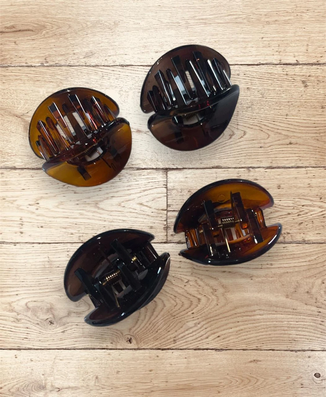 Birdware - Oval Clip - Acrylic Material Stone For Women